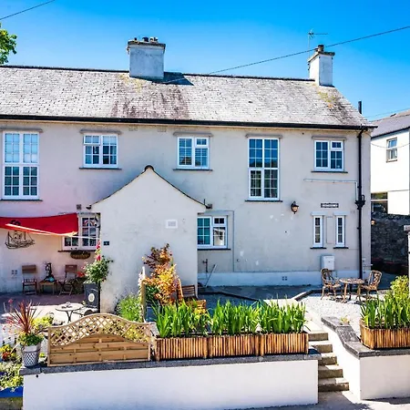 Pirate Falmouth Families & Couples Holiday home *